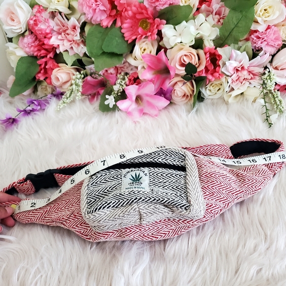 Nwot handmade hemp cotton boho fannypack - Picture 9 of 10